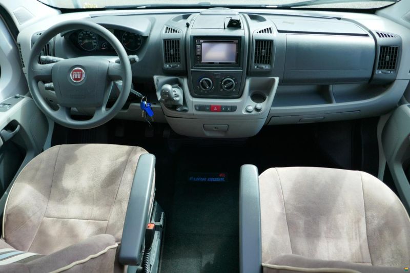 Eura Mobil Terrestra TT 670 SB