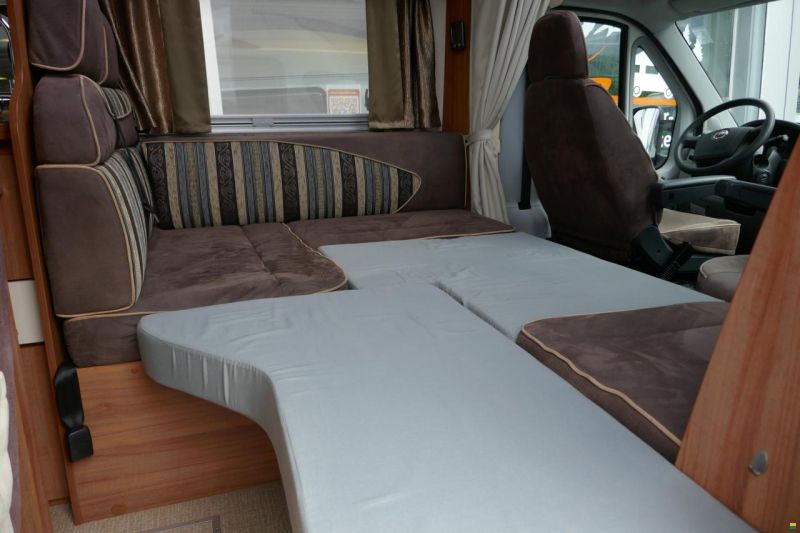 Eura Mobil Terrestra TT 670 SB