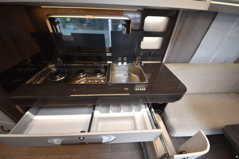 Hobby 560 WFU Prestige