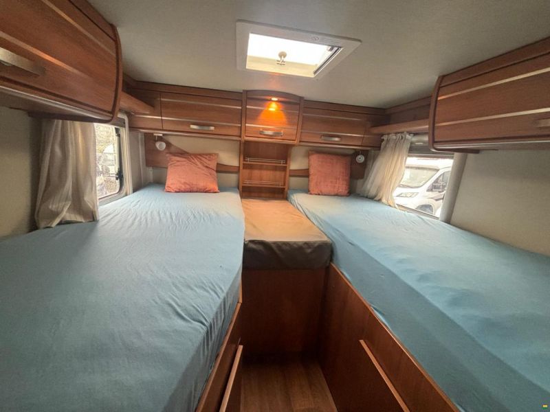 Hymer EX 474