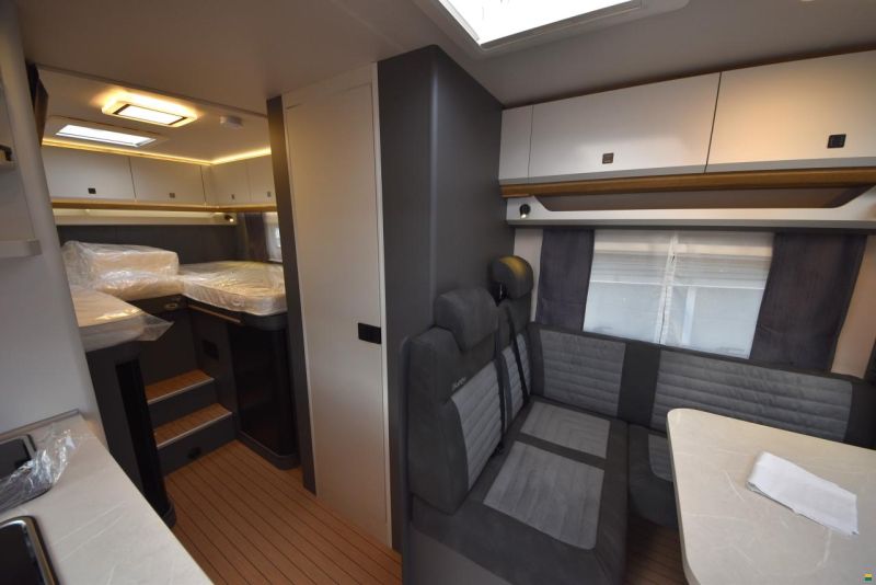 Hobby Prestige T 710 GE