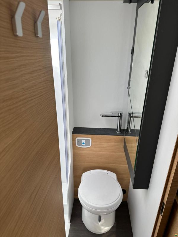 Adria Coral XL 600DP