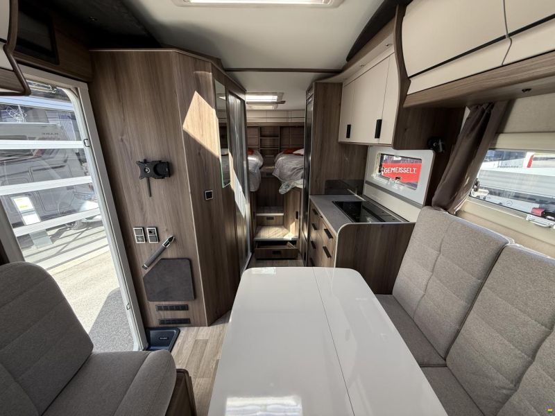 Kabe Novum 720 LGB Compact