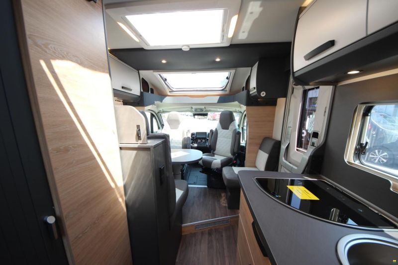 Knaus L!VE TI PLATINUM SELECTION 650 MEG (2025)
