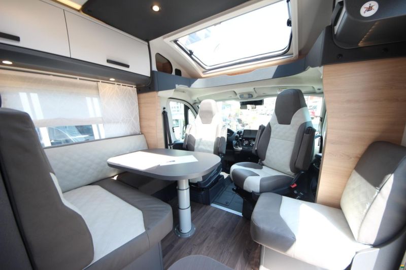 Knaus L!VE TI PLATINUM SELECTION 650 MEG (2025)