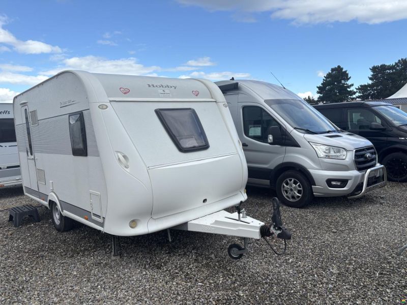 Hobby De Luxe 400 SFE