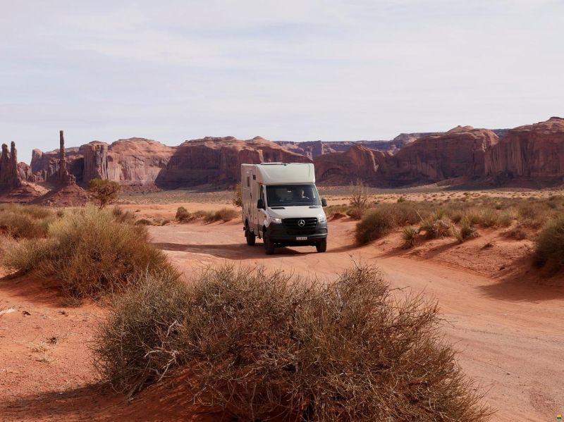 Reisemobil Woelcke Autark Runner R6 5950