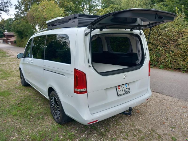 Mercedes Benz V220 7G CDI
