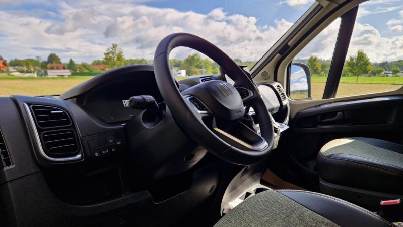 Sunlight Cliff XX 600