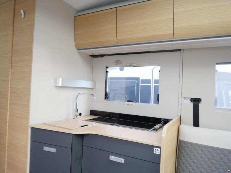 Adria Coral 670 DL 60 Years