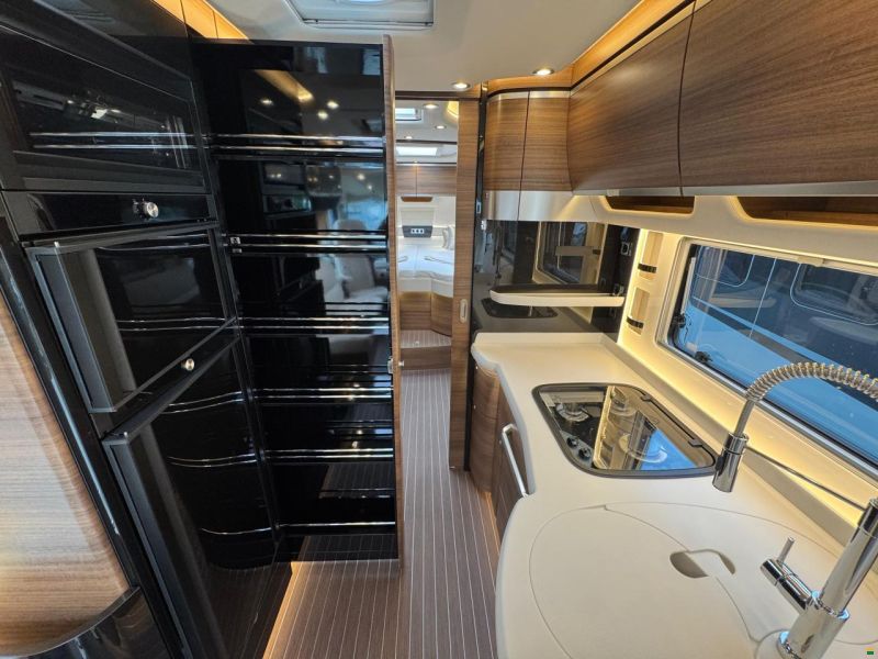 Concorde Charisma 910 LI