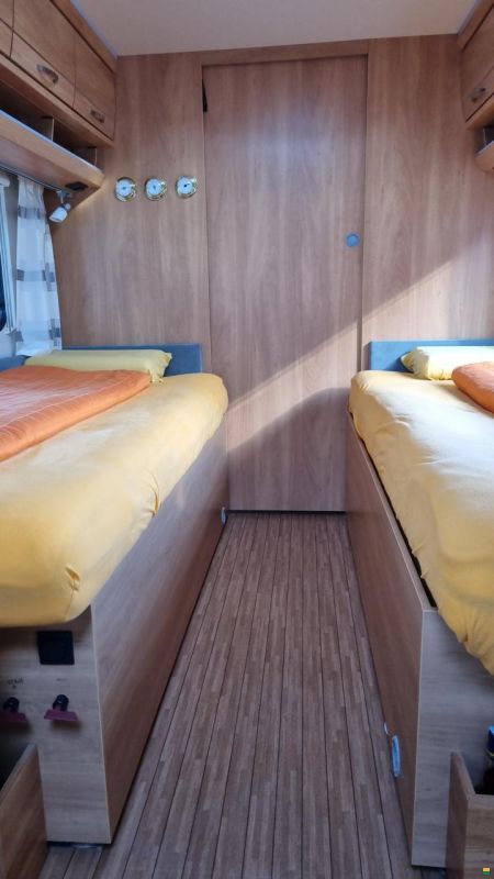 Dethleffs Camper 520 RET