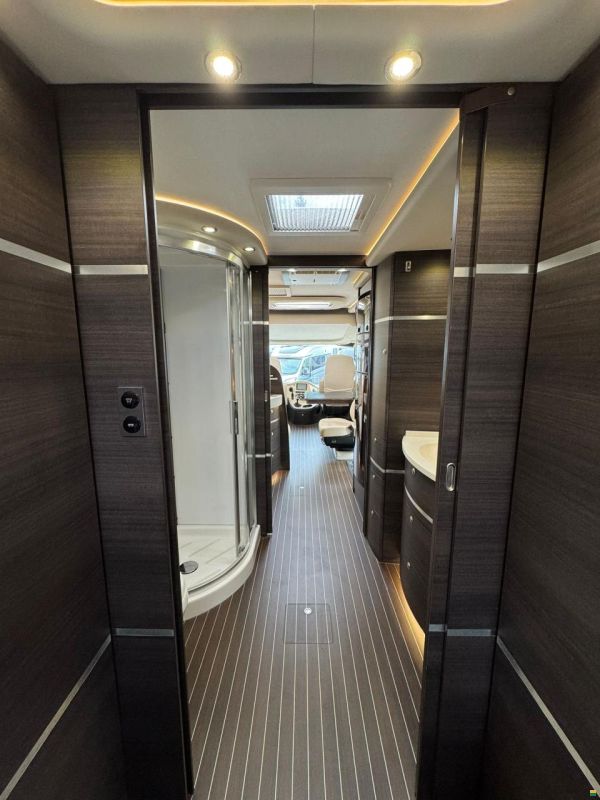 Concorde Charisma 900 LS