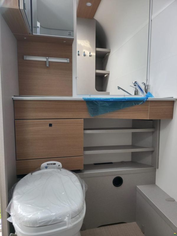 Bürstner Averso 560 TK Casa Pino