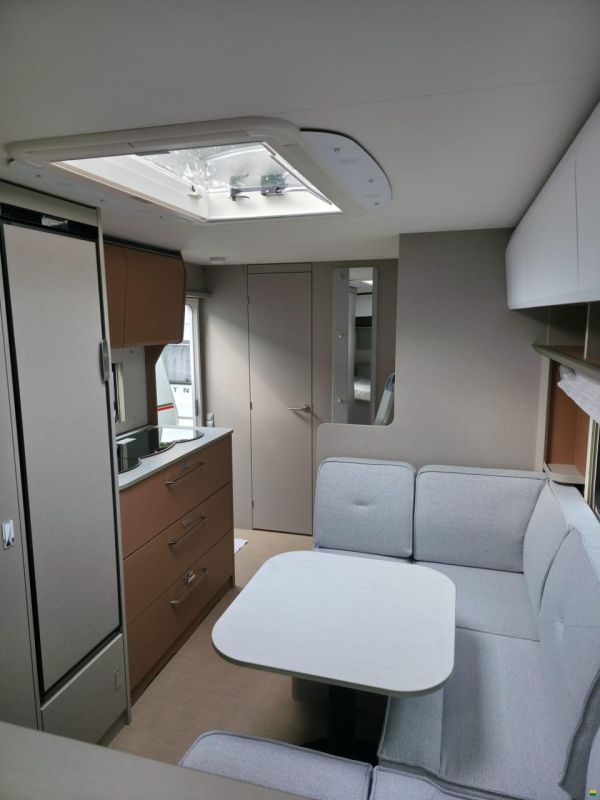 Bürstner Averso 560 TK Casa Pino