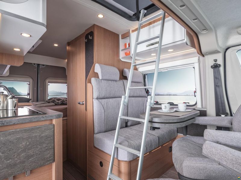 Weinsberg Cara Bus 600 ME mit Aufstelldach