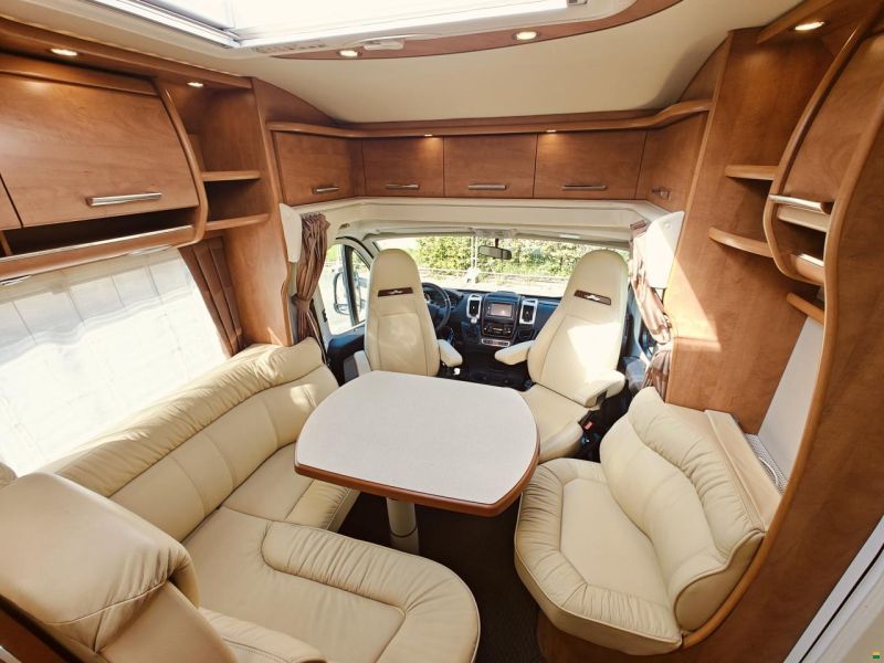 Carthago CHIC C-LINE T 4.8 - Automat 3.0d 177 PS