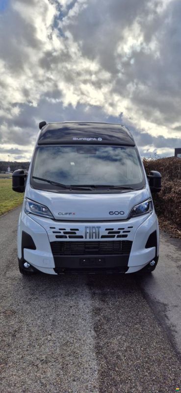 Sunlight Cliff X 600