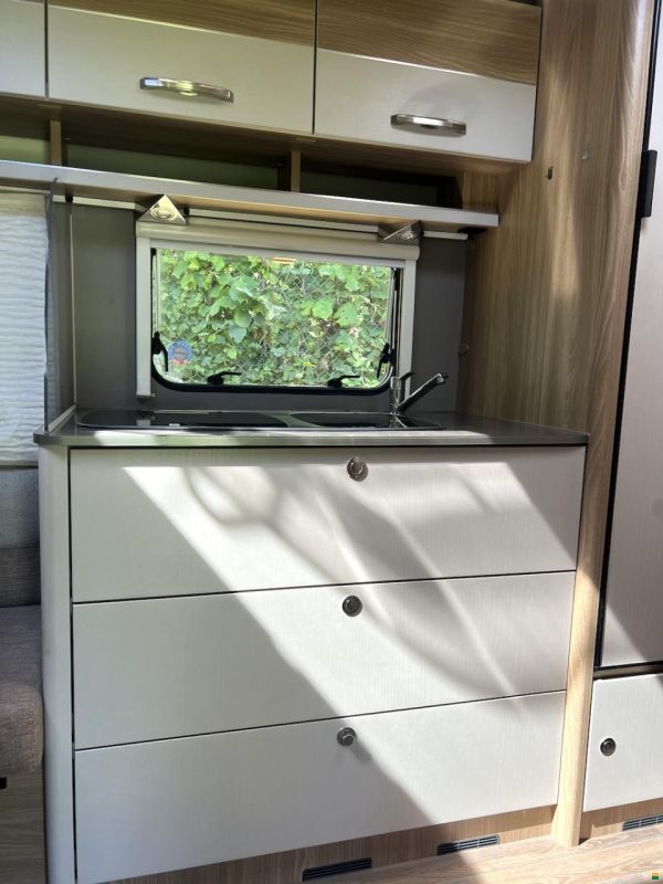 Bürstner Premio 460 TS