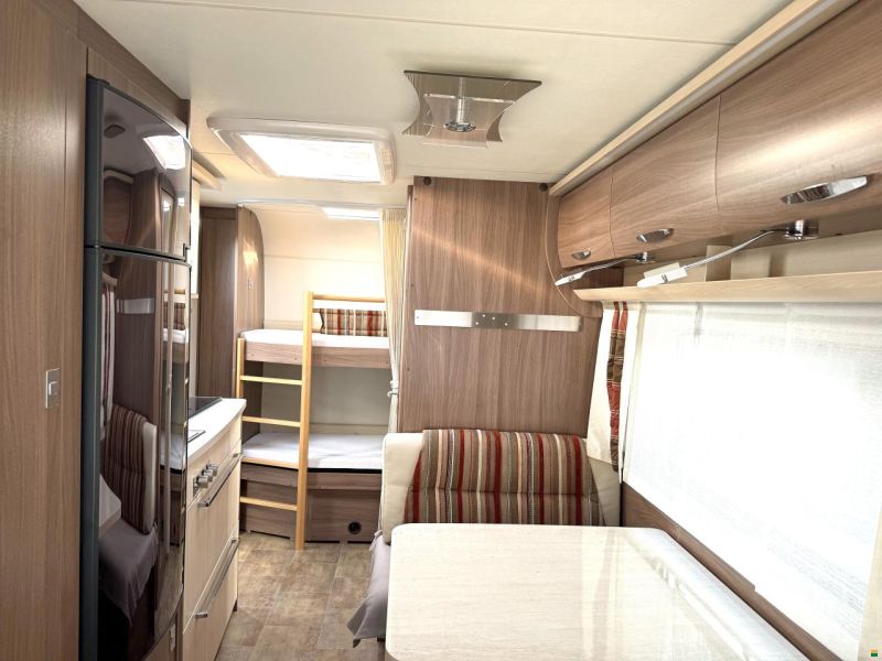 Bürstner Averso Top 500 TK