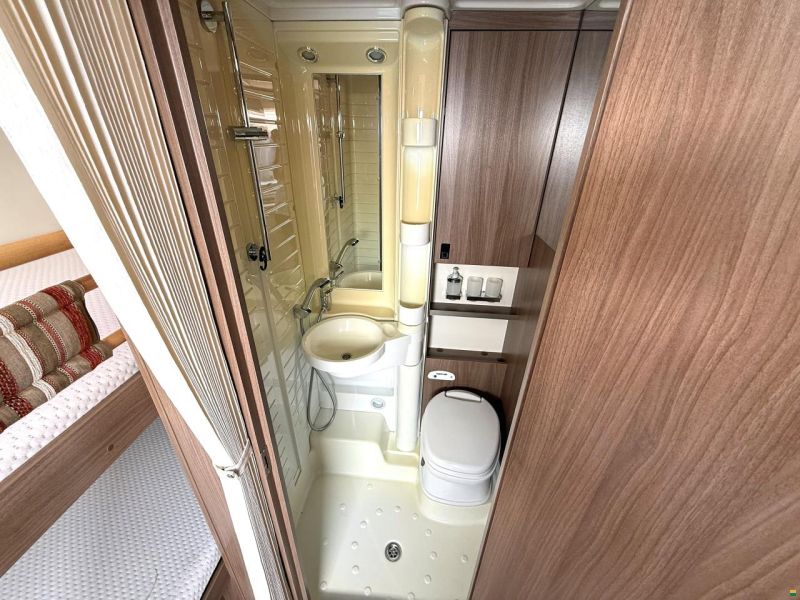 Bürstner Averso Top 500 TK