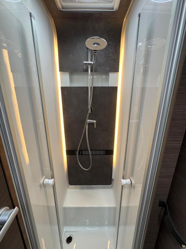 Adria Sonic Supreme 700 DL