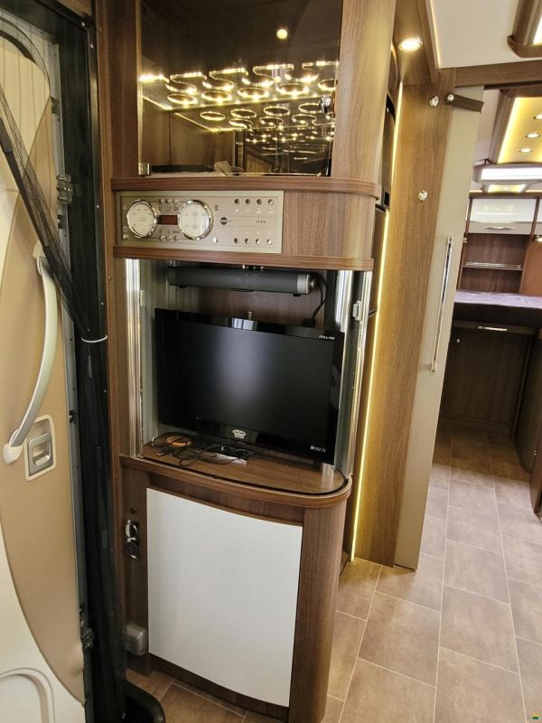 Bürstner Elegance I 810 G