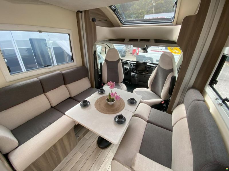 Roller Team Kronos Fit 230 TL, Ford 165PS Automat