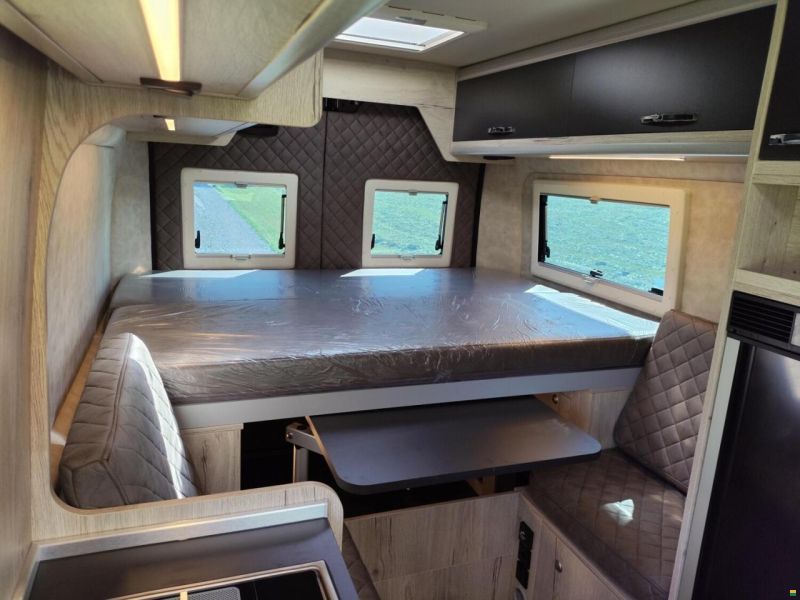 Megamobil Mega Classic 600 Twin Peugeot 180 PS