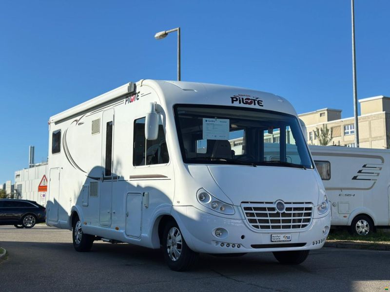 Fiat Pilote G700GJ