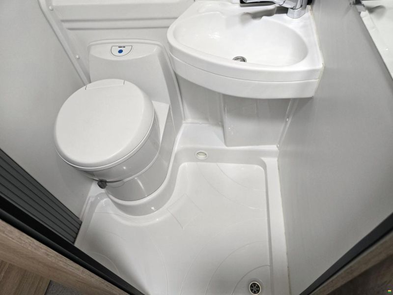 Clever Vans CELEBRATION 600 2.2 HDI