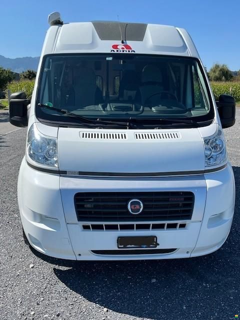 Adria Twin Active