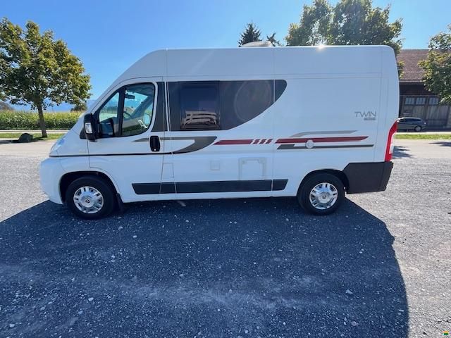 Adria Twin Active