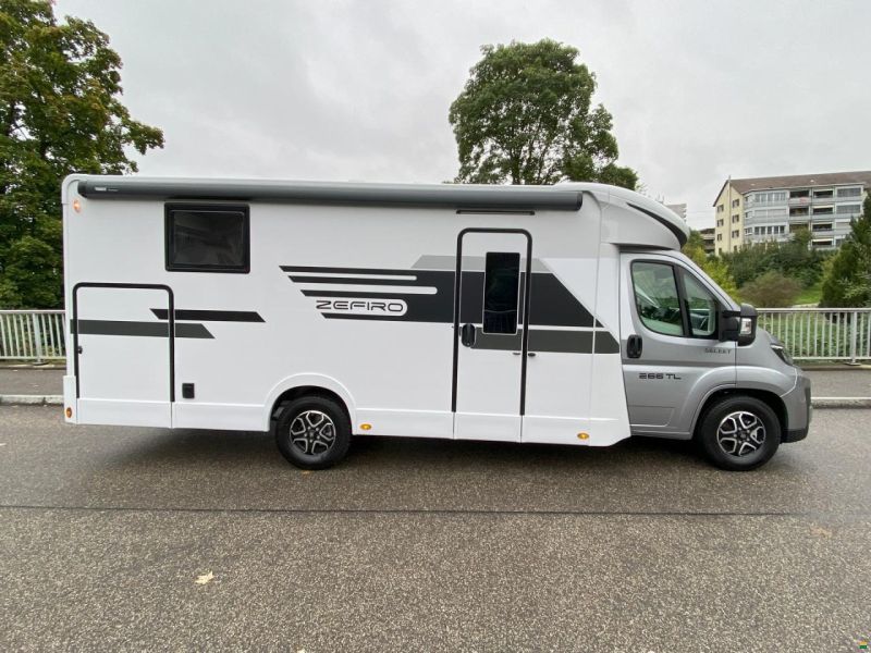 Roller Team Zefiro 266TL, Fiat 2.2MJ 140PS Automat