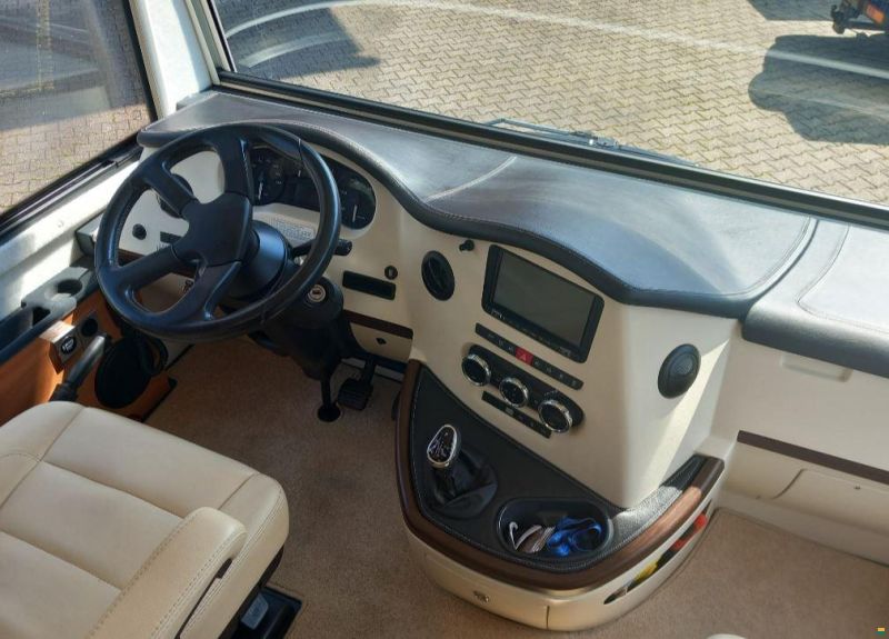 Concorde Carver 844 L Centurion Style