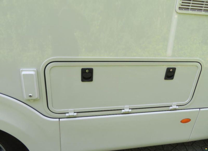 Concorde Carver 844 L Centurion Style