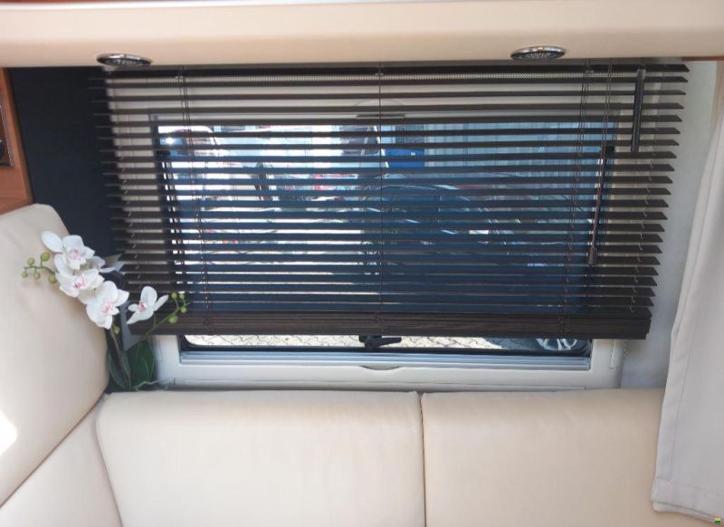 Concorde Carver 844 L Centurion Style