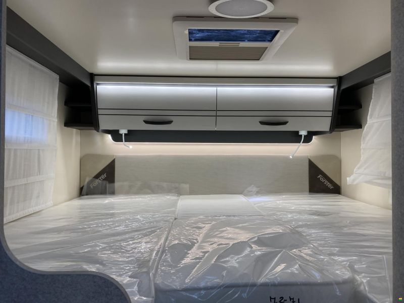 Forster-Reisemobile T 669 EB