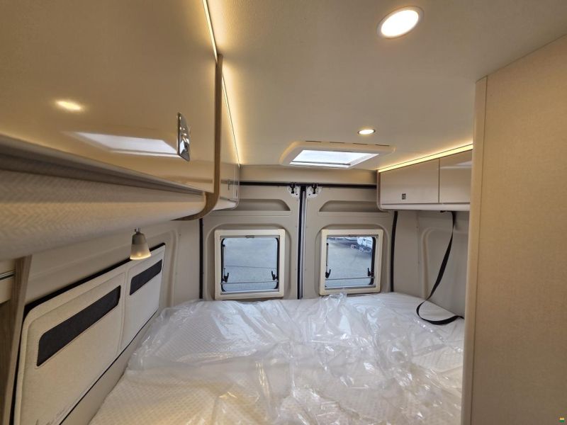 Bürstner Campeo C 540 Black Forest