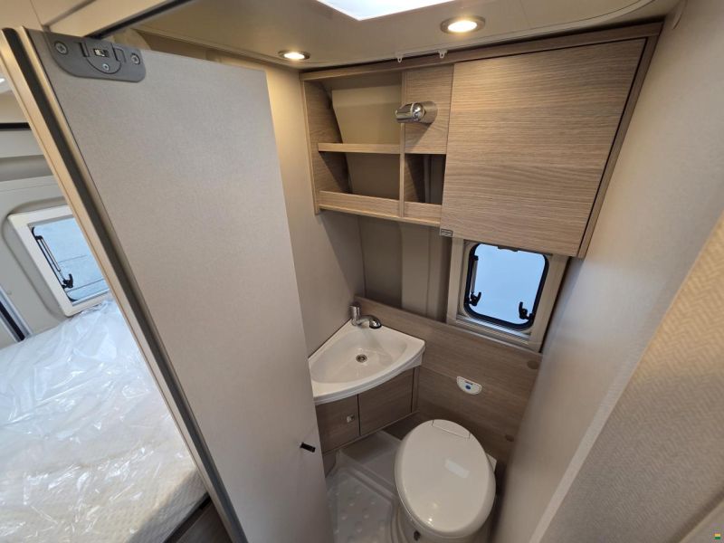 Bürstner Campeo C 540 Black Forest