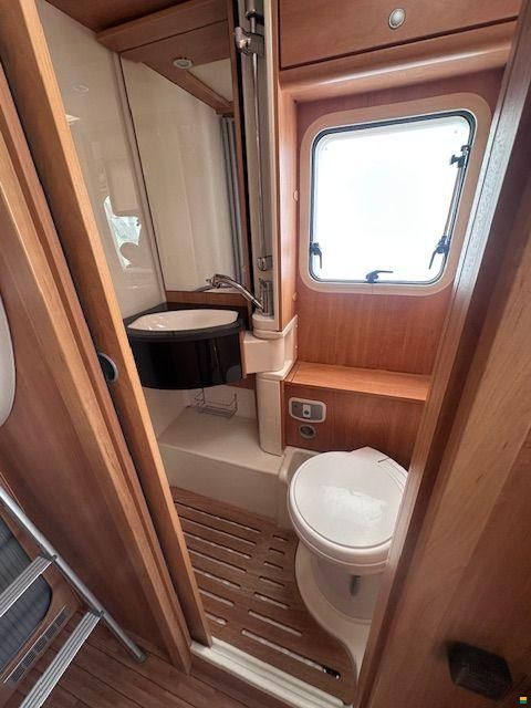 Dethleffs GLOBEBUS I15 Sat - solar