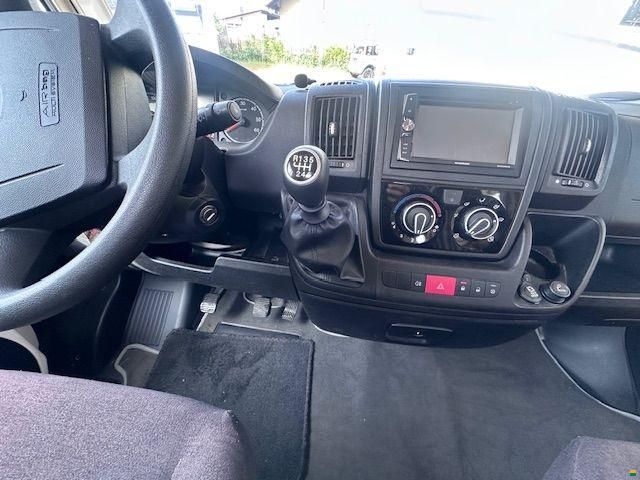 Dethleffs GLOBEBUS I15 Sat - solar