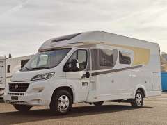 Carado T334 - Doppelbett & Hubbett Teilintegriert