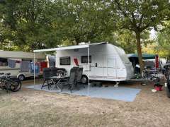 B&uuml;rstner Premio Plus 440 Wohnwagen