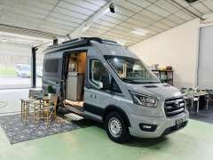 Carado CV590 Conversion van