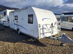 B&uuml;rstner Premio 485TK Wohnwagen