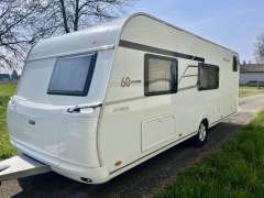 Eriba Exciting 560 mit Kaj&uuml;tenbett Caravane