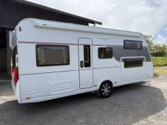 B&uuml;rstner Averso Plus 510 TK Wohnwagen