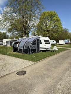 Dethleffs Nomad Snow RFT 560 Wohnwagen