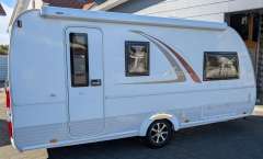 B&uuml;rstner Averso Top 450TS Wohnwagen